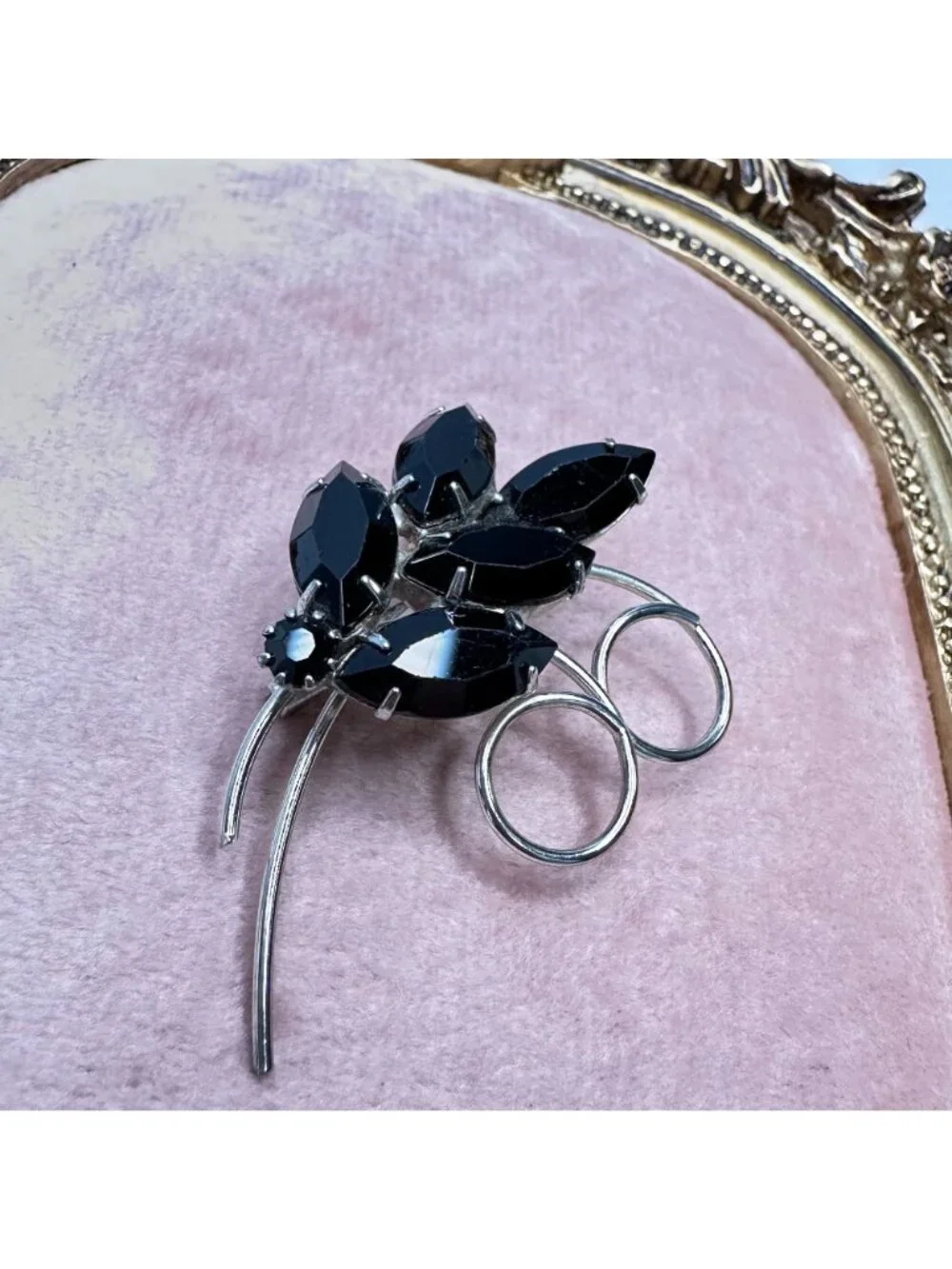 Vintage MCM Jet Black & Silver-Tone Floral Leaf Brooch Pin Mid-Century Modern